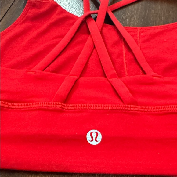 Lululemon Women's Red Sports Bra size 8 - Picture 4 of 10